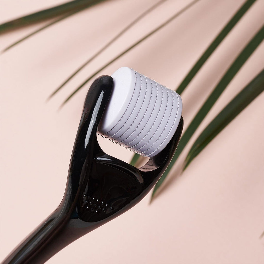 Japonesque Complexion Perfection Microneedle Face Roller - ikatehouse