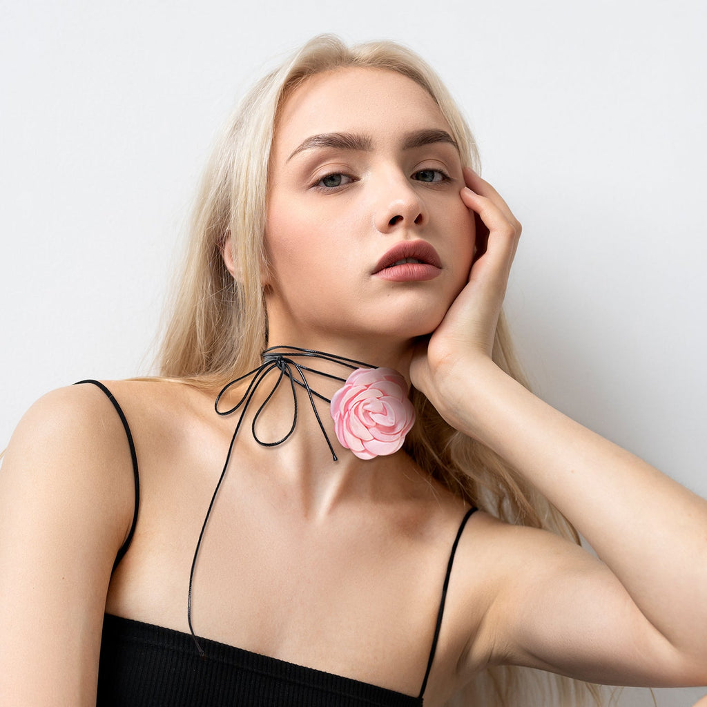 J Babe Flower Choker - ikatehouse